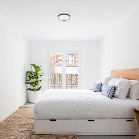 Three Floor House With Terrace Βίλα Βαλένθια Εξωτερικό φωτογραφία