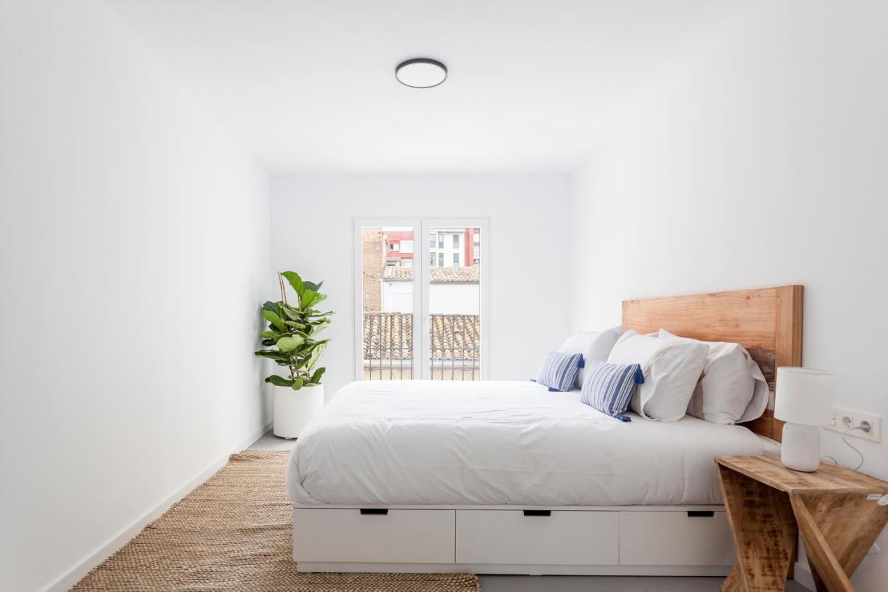 Three Floor House With Terrace Βίλα Βαλένθια Εξωτερικό φωτογραφία