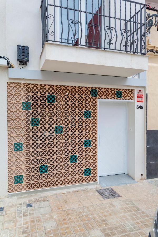 Three Floor House With Terrace Βίλα Βαλένθια Εξωτερικό φωτογραφία