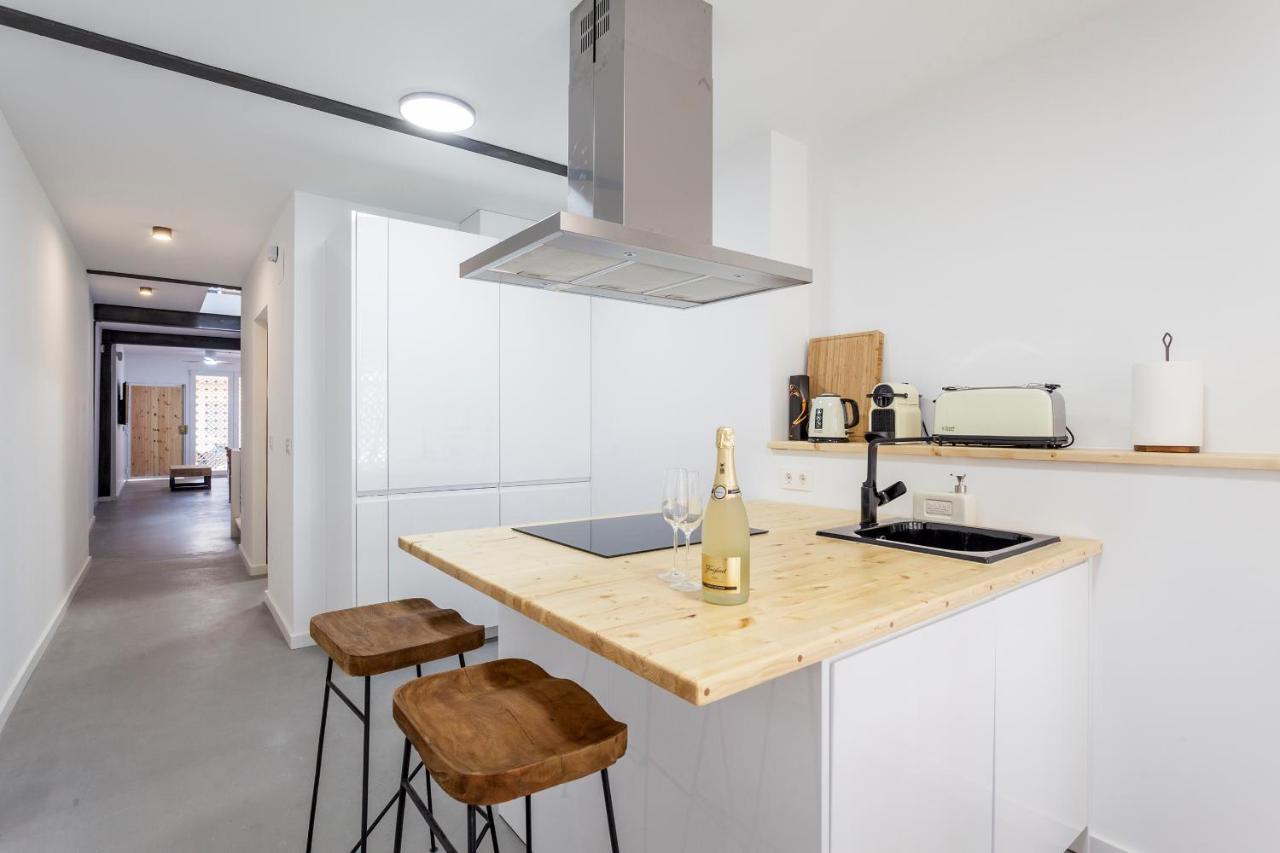 Three Floor House With Terrace Βίλα Βαλένθια Εξωτερικό φωτογραφία