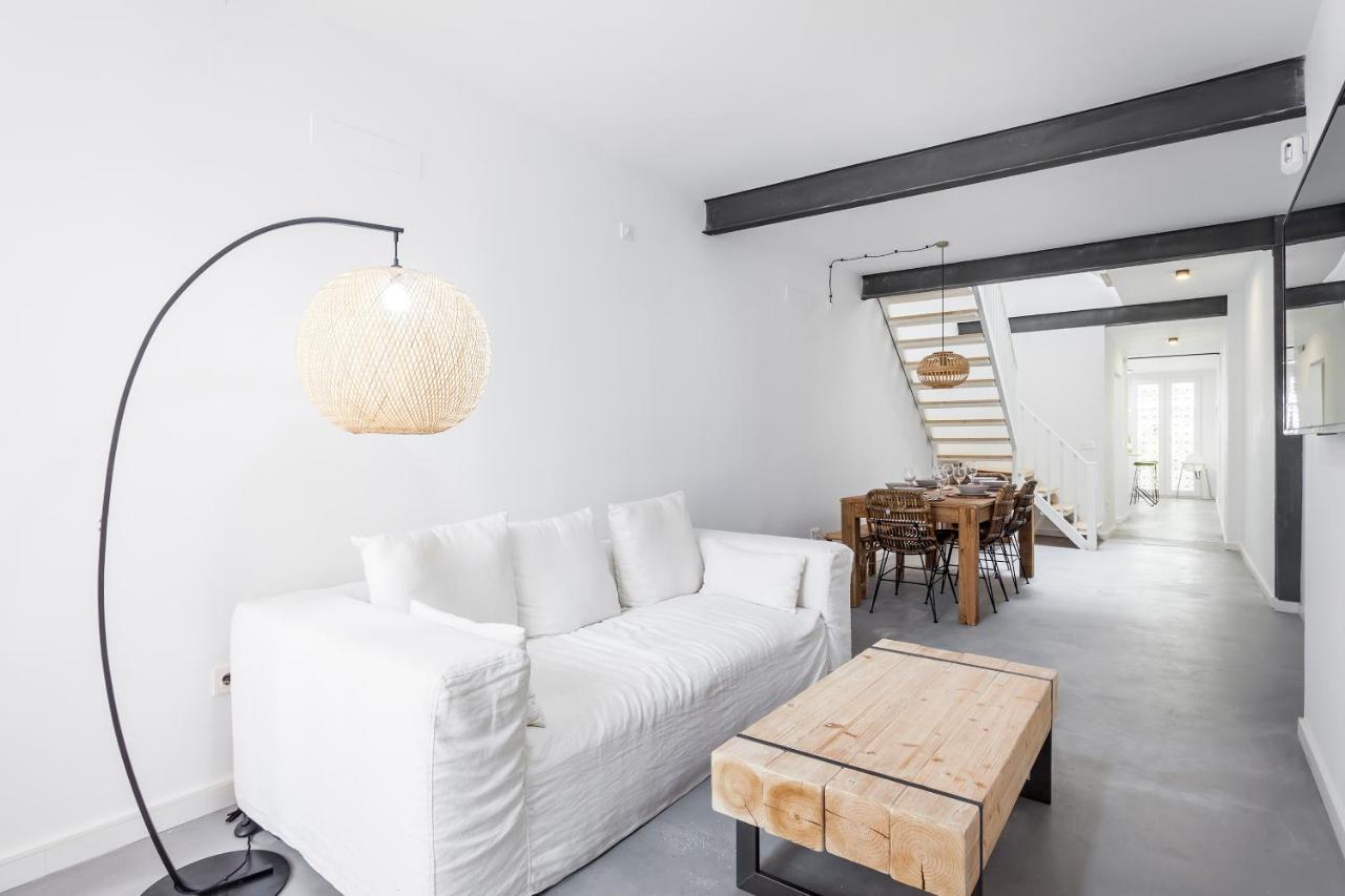 Three Floor House With Terrace Βίλα Βαλένθια Εξωτερικό φωτογραφία